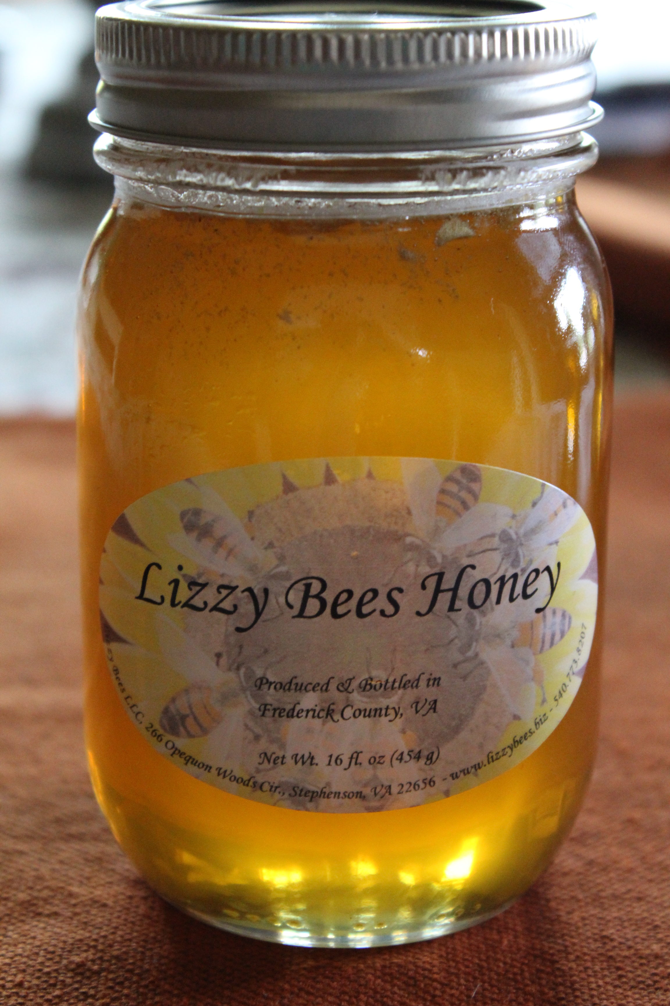 Honey - 16 oz - Lizzy Bees LLC